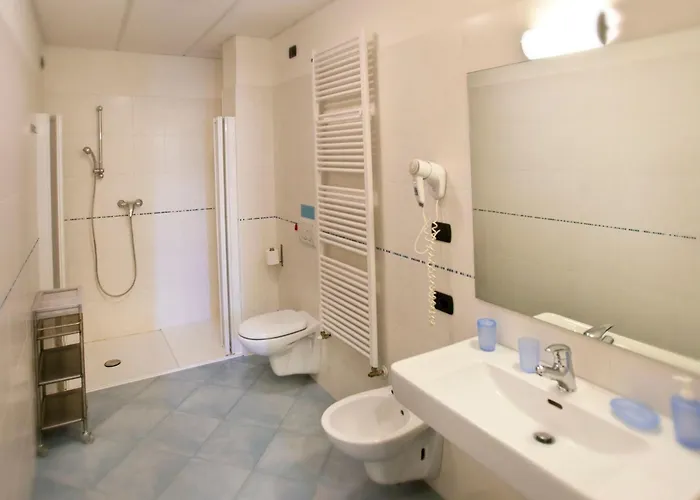 Dreizimmerwohnung Mit Seeblick By Interhome Apartmán